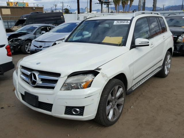 WDCGG8HB7AF324456 - 2010 MERCEDES-BENZ GLK 350 4M WHITE photo 2