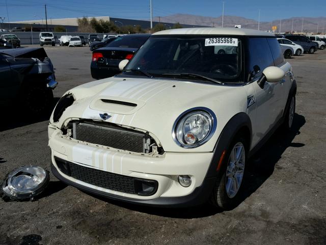 WMWSV3C58DT476579 - 2013 MINI COOPER S CREAM photo 2