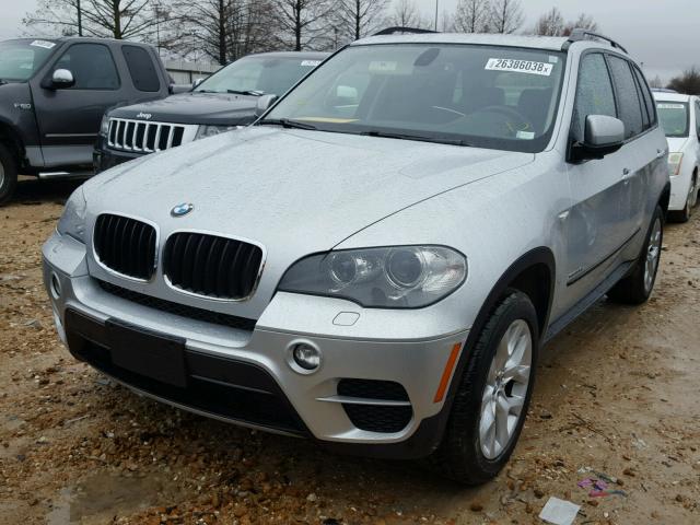 5UXZV4C53DL994380 - 2013 BMW X5 XDRIVE3 SILVER photo 2