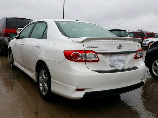 2T1BU4EE1BC599606 - 2011 TOYOTA COROLLA BA WHITE photo 3