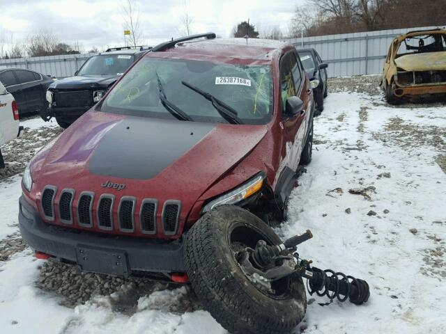 1C4PJMBS3HW648474 - 2017 JEEP CHEROKEE T RED photo 9