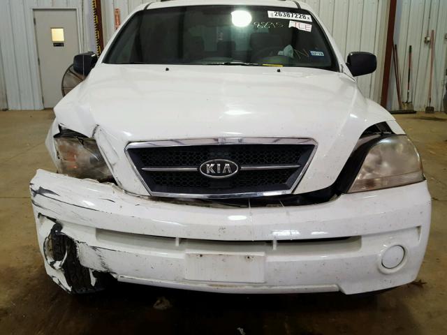 KNDJD733765528895 - 2006 KIA SORENTO EX WHITE photo 7