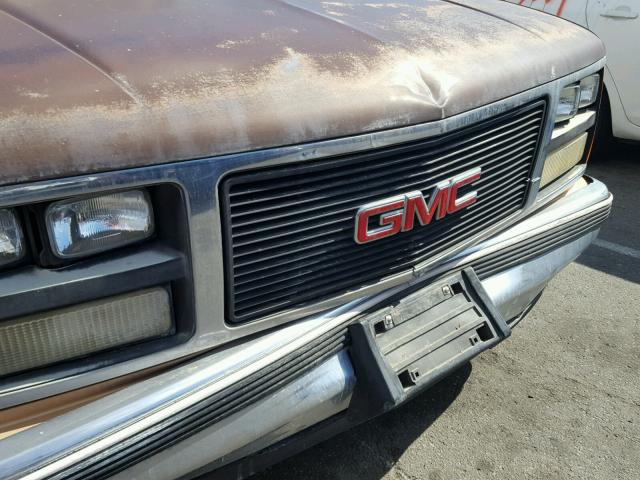 2GTEC19K3J1547194 - 1988 GMC GMT-400 C1 TWO TONE photo 9