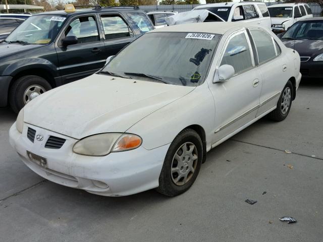 KMHJF35F3YU019286 - 2000 HYUNDAI ELANTRA GL WHITE photo 2