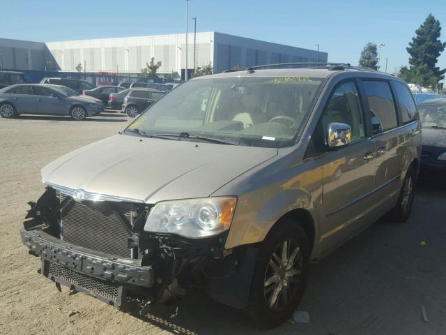 2A8HR64X08R689664 - 2008 CHRYSLER TOWN & COU BEIGE photo 2