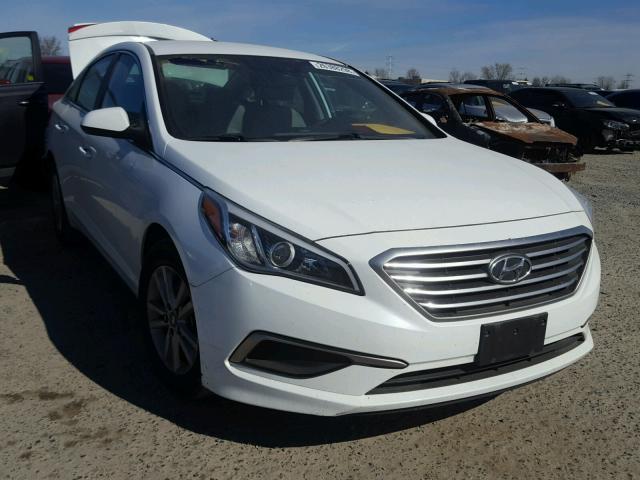 5NPE24AF8GH377201 - 2016 HYUNDAI SONATA SE WHITE photo 1