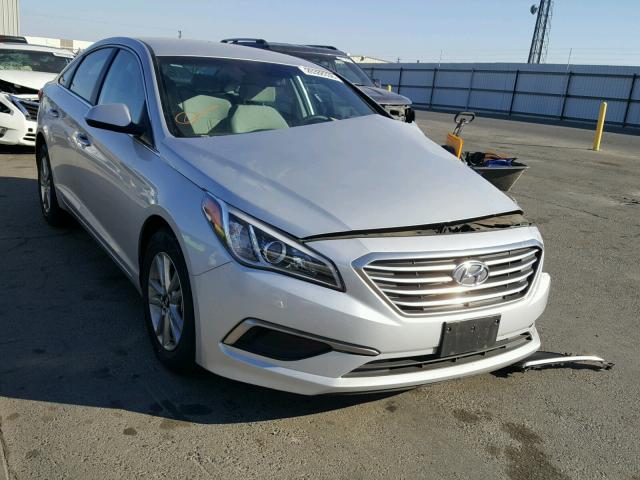 5NPE24AF8HH455347 - 2017 HYUNDAI SONATA SE SILVER photo 1