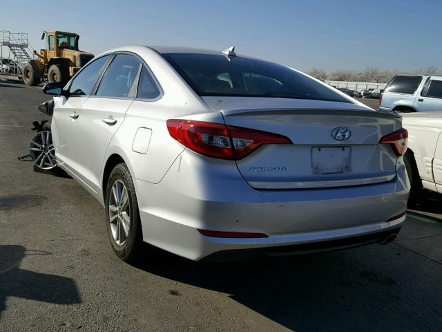 5NPE24AF8HH455347 - 2017 HYUNDAI SONATA SE SILVER photo 3