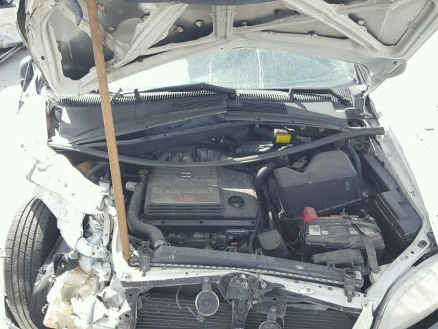 4T3ZF13C41U359074 - 2001 TOYOTA SIENNA LE WHITE photo 7