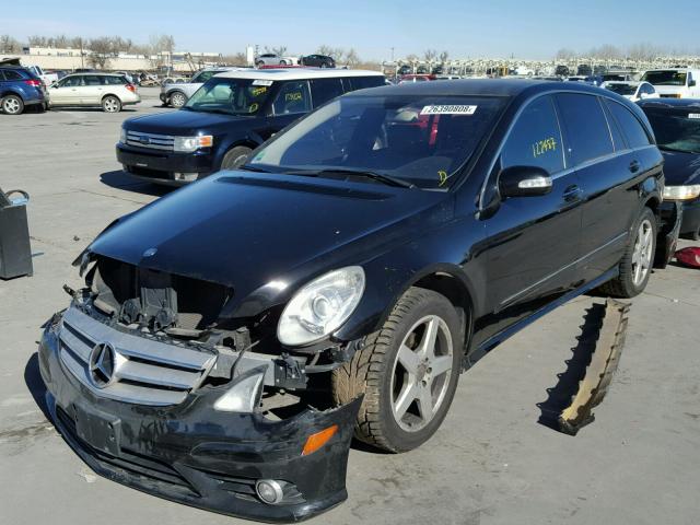 4JGCB75E46A011361 - 2006 MERCEDES-BENZ R 500 BLACK photo 2