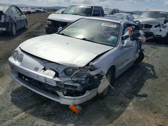 JH4DC4450YS015229 - 2000 ACURA INTEGRA LS SILVER photo 2