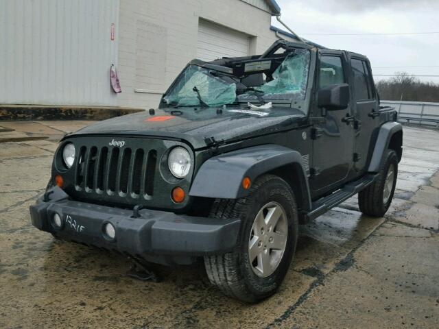 1J4BA3H18AL196459 - 2010 JEEP WRANGLER U GREEN photo 2