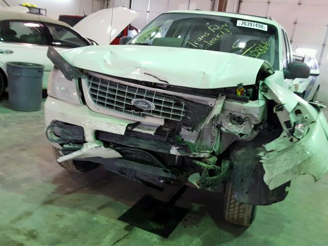 1FMZU75K24ZB32866 - 2004 FORD EXPLORER L WHITE photo 9