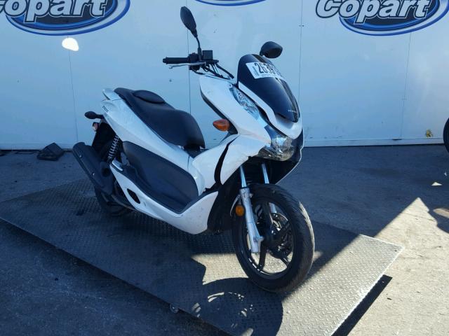 MLHJF2805B5000744 - 2011 HONDA PCX Blanc photo 1