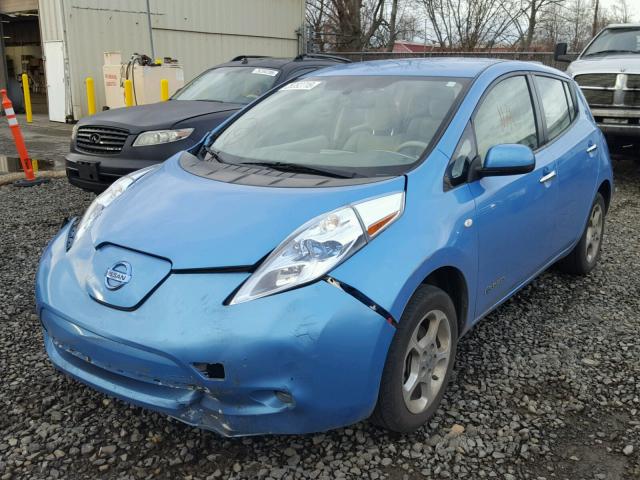 JN1AZ0CP0BT005576 - 2011 NISSAN LEAF SV BLUE photo 2