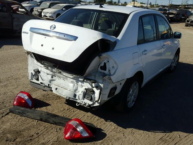 3N1BC1AP7BL445068 - 2011 NISSAN VERSA S WHITE photo 4