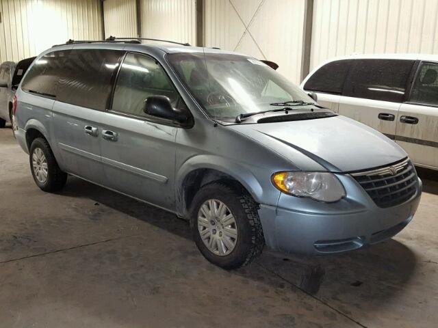 2C8GP44R65R120388 - 2005 CHRYSLER TOWN & COU BLUE photo 1