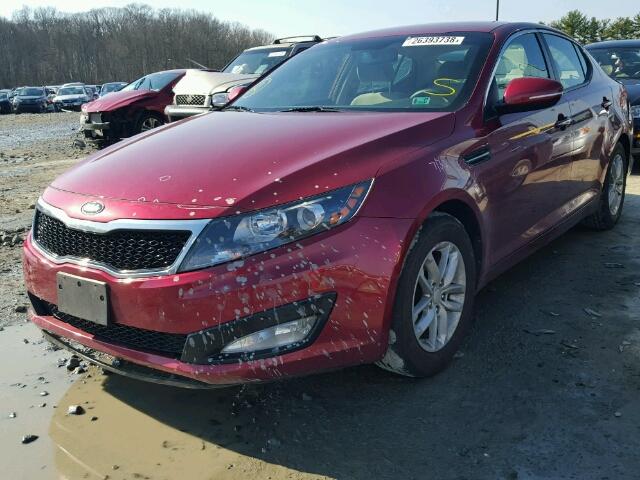 5XXGM4A77DG186582 - 2013 KIA OPTIMA LX RED photo 2