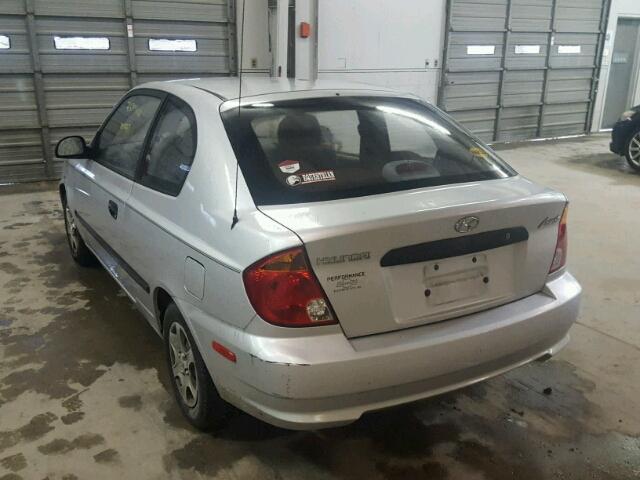 KMHCF35C04U289780 - 2004 HYUNDAI ACCENT L SILVER photo 3