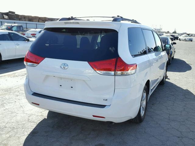 5TDKK3DC8CS222652 - 2012 TOYOTA SIENNA LE WHITE photo 4