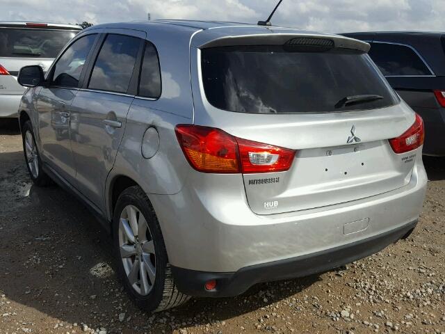 4A4AP4AUXDE004048 - 2013 MITSUBISHI OUTLANDER SILVER photo 3