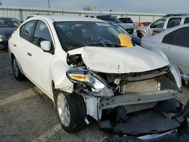 3N1CN7AP6HL807398 - 2017 NISSAN VERSA S WHITE photo 1