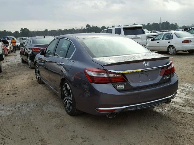 1HGCR2F12HA037962 - 2017 HONDA ACCORD SPO GRAY photo 3