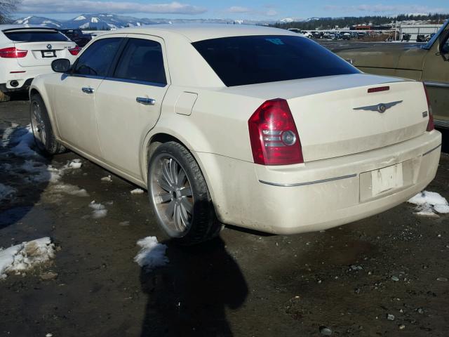 2C3CA4CD1AH330926 - 2010 CHRYSLER 300 TOURIN WHITE photo 3