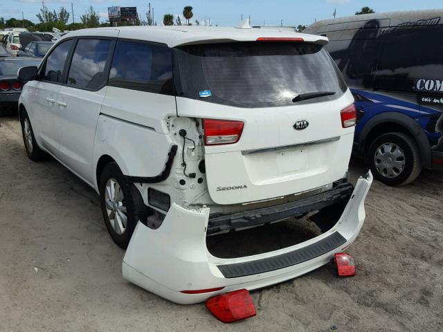 KNDMA5C1XF6022125 - 2015 KIA SEDONA L WHITE photo 3