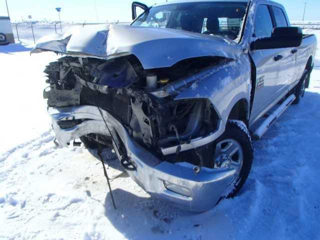 3C63R3HLXHG669846 - 2017 RAM 3500 SLT SILVER photo 9