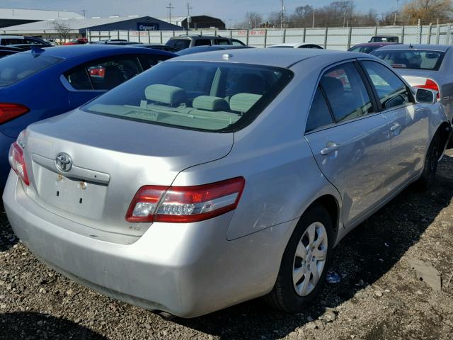 4T1BF3EK4BU699949 - 2011 TOYOTA CAMRY BASE SILVER photo 4