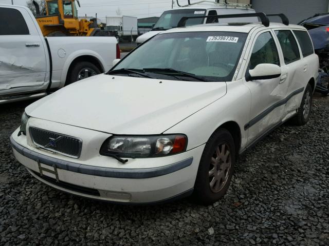 YV1SW61T132324967 - 2003 VOLVO V70 WHITE photo 2