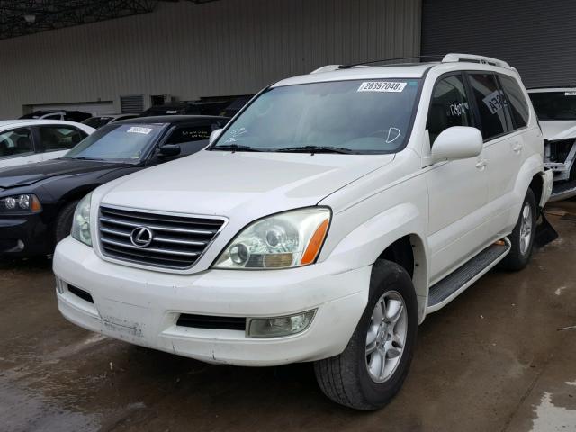 JTJBT20X160114412 - 2006 LEXUS GX 470 WHITE photo 2