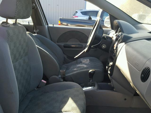 KL1TD62635B283406 - 2005 CHEVROLET AVEO BASE Beyaz fotoğraf 5