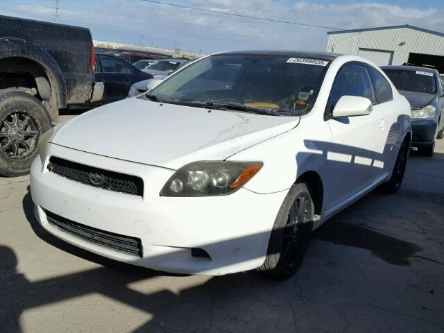 JTKDE167280232889 - 2008 TOYOTA SCION TC 白色 照片 2