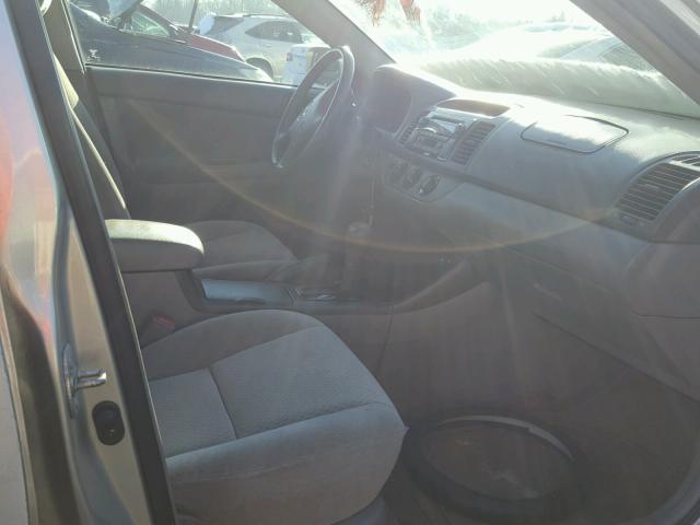4T1BE32K83U747929 - 2003 TOYOTA CAMRY LE SILVER photo 5