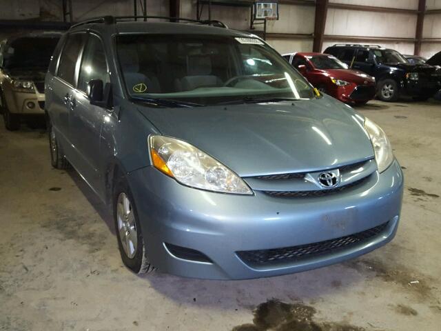 5TDZK23C29S279691 - 2009 TOYOTA SIENNA CE BLUE photo 1