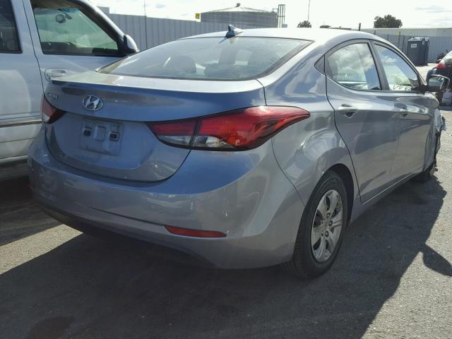 5NPDH4AE9GH746679 - 2016 HYUNDAI ELANTRA SE SILVER photo 4