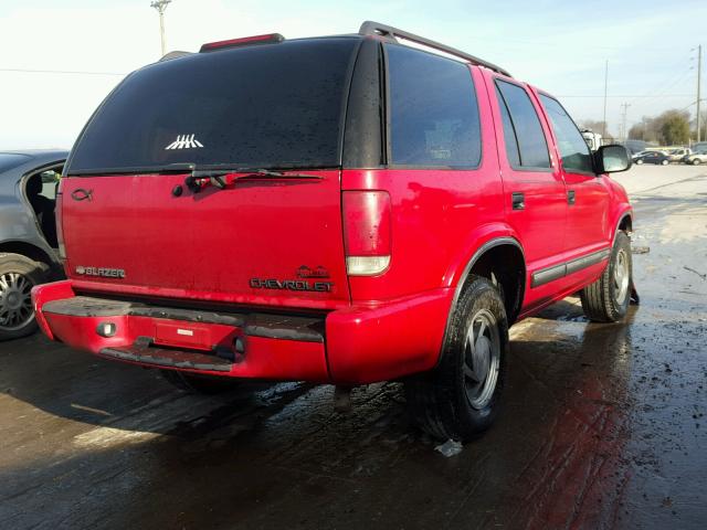 1GNDT13W01K253511 - 2001 CHEVROLET BLAZER RED photo 4