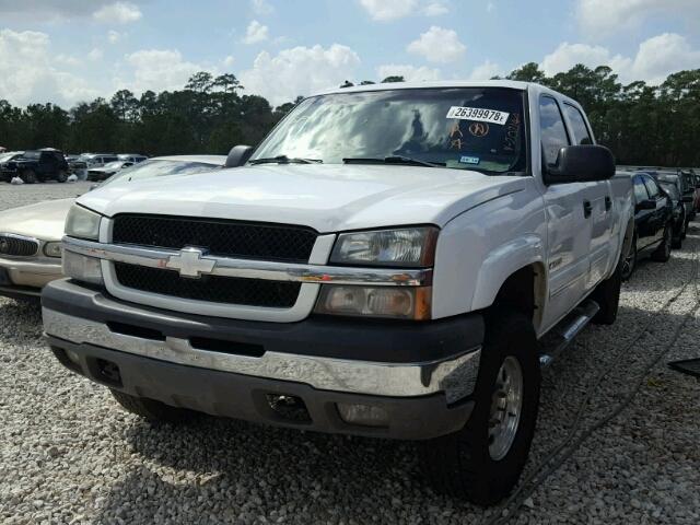 1GCGK13U73F202140 - 2003 CHEVROLET SILVERADO WHITE photo 2