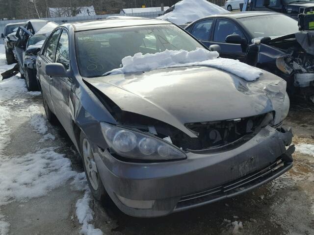 4T1BE32K35U593942 - 2005 TOYOTA CAMRY LE GRAY photo 1