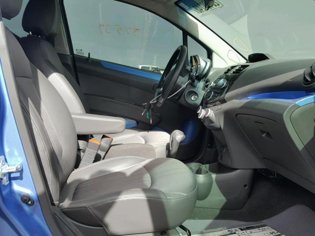 KL8CB6S98EC485346 - 2014 CHEVROLET SPARK LS 蓝色 照片 5