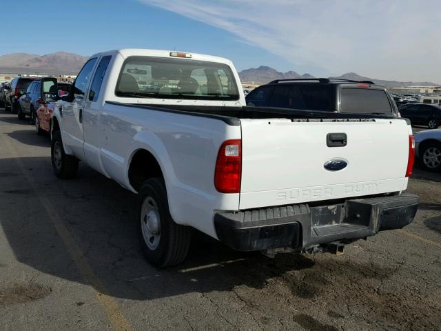 1FTSX21599EB02035 - 2009 FORD F250 SUPER WHITE photo 3