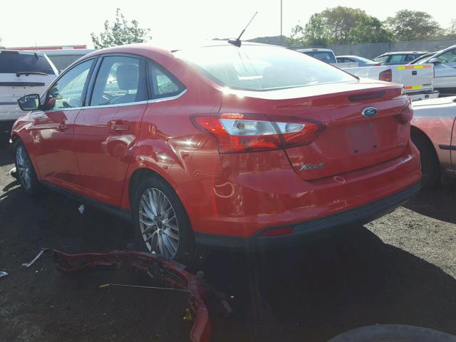 1FAHP3H22CL315672 - 2012 FORD FOCUS SEL RED photo 3