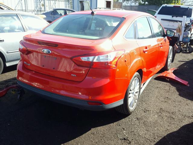 1FAHP3H22CL315672 - 2012 FORD FOCUS SEL RED photo 4