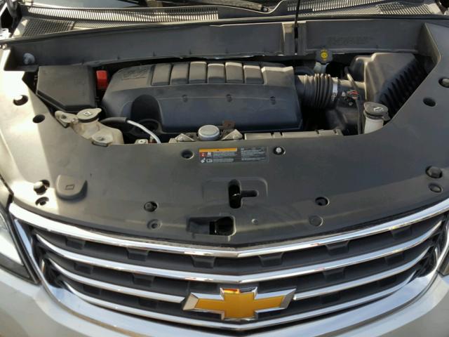 1GNKRHKD2FJ131809 - 2015 CHEVROLET TRAVERSE L GRAY photo 7