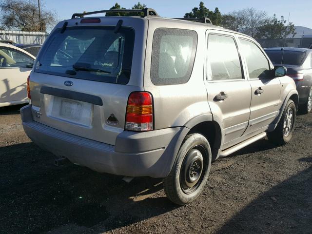 1FMYU03141KB83089 - 2001 FORD ESCAPE XLT GOLD photo 4