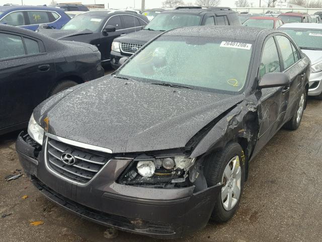 5NPET46C79H549359 - 2009 HYUNDAI SONATA GLS BROWN photo 2