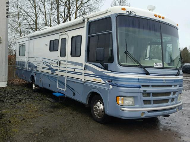 3FCNF53S3YJA01913 - 2000 PACE MOTORHOME WHITE photo 1