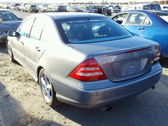 WDBRF40J05F620209 - 2005 MERCEDES-BENZ C 230K SPO BLUE photo 3